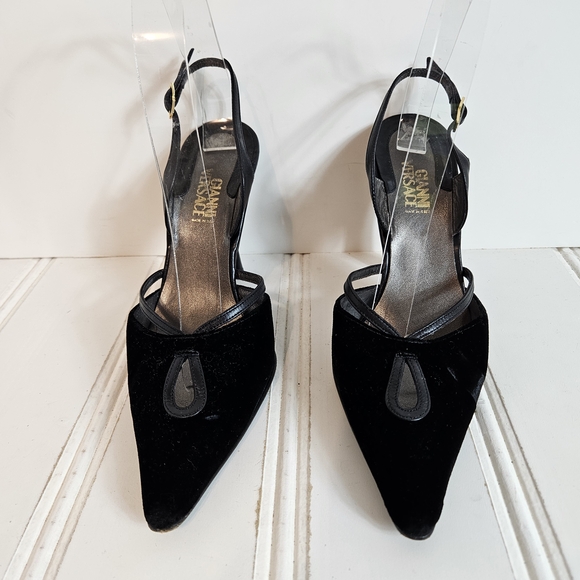 Gianni Versace Vintage Black Velvet Slingback Stiletto Heels 37 - Picture 2 of 16